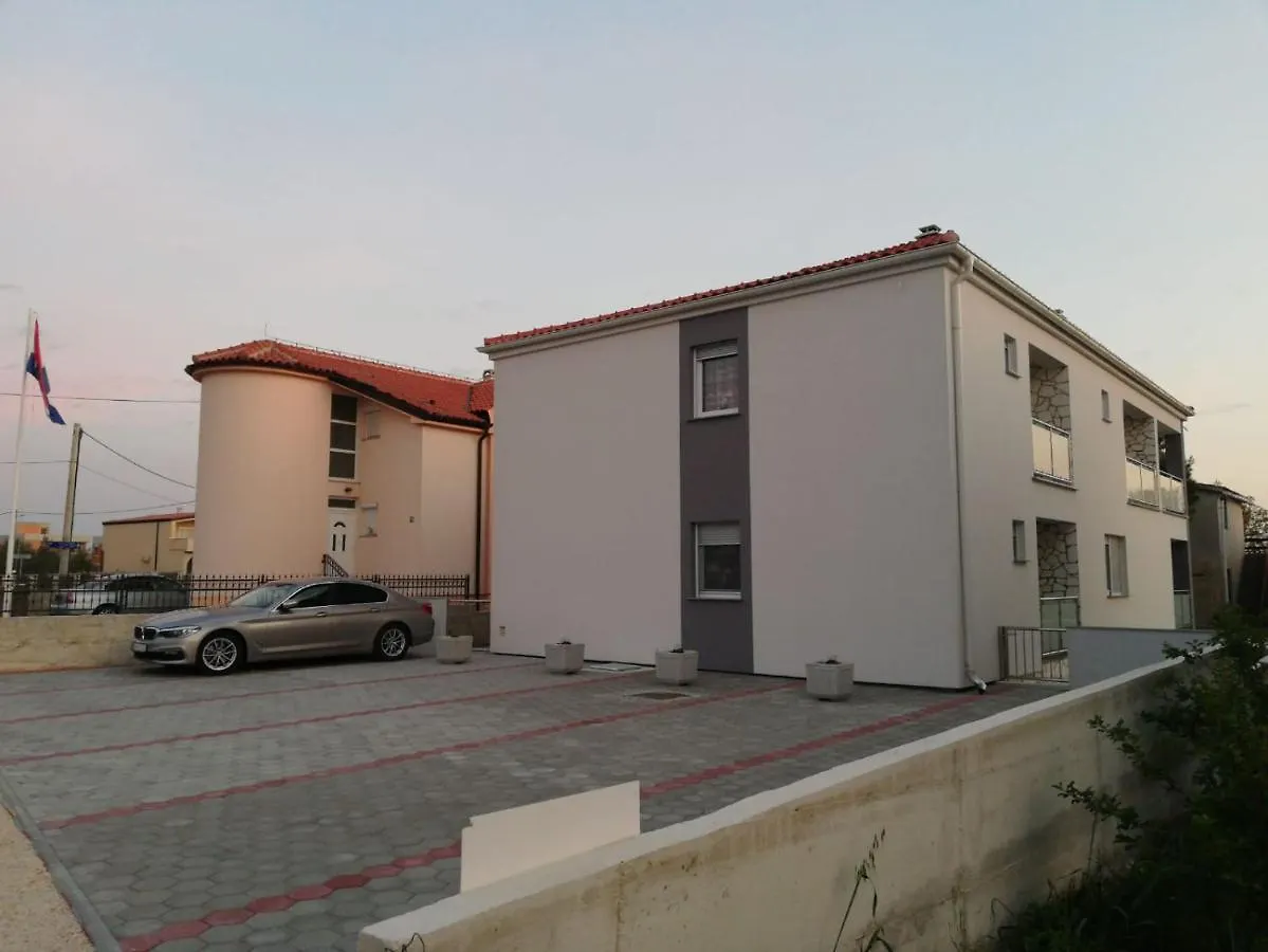 Apartmani Gimi Shine Vrsi 0*,  Horvátország